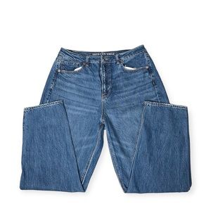 American Eagle, mom straight leg jeans, size 14